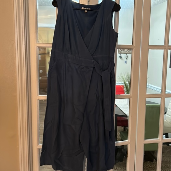 Tash and Sophie jumper - Picture 1 of 4